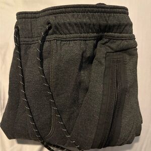 American Eagle Black Jogger Pants